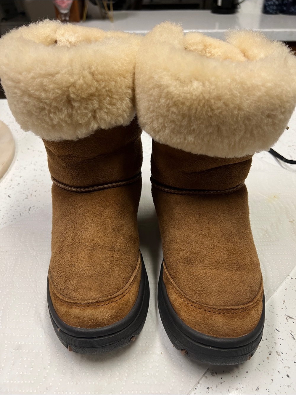 Women’s UGGS Cozy Shearling-Cuff Suede Winter Boots GENUINE LEATHER SIZE 5